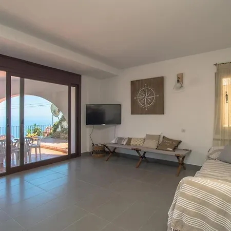 Sleeps 2 Pool Begur
