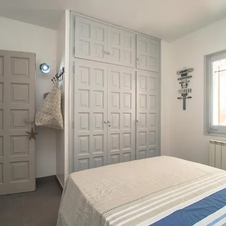 Sleeps 2 Pool Apartamento